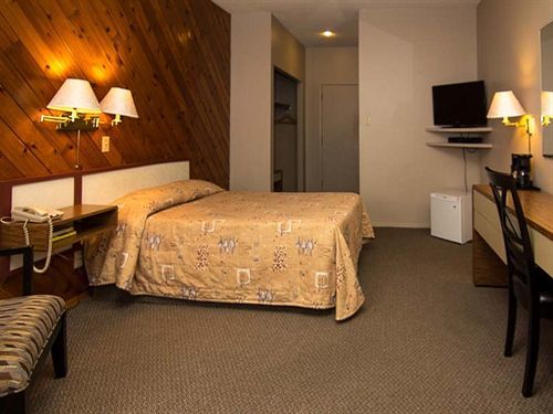 Motel Princesse Saguenay Exterior foto
