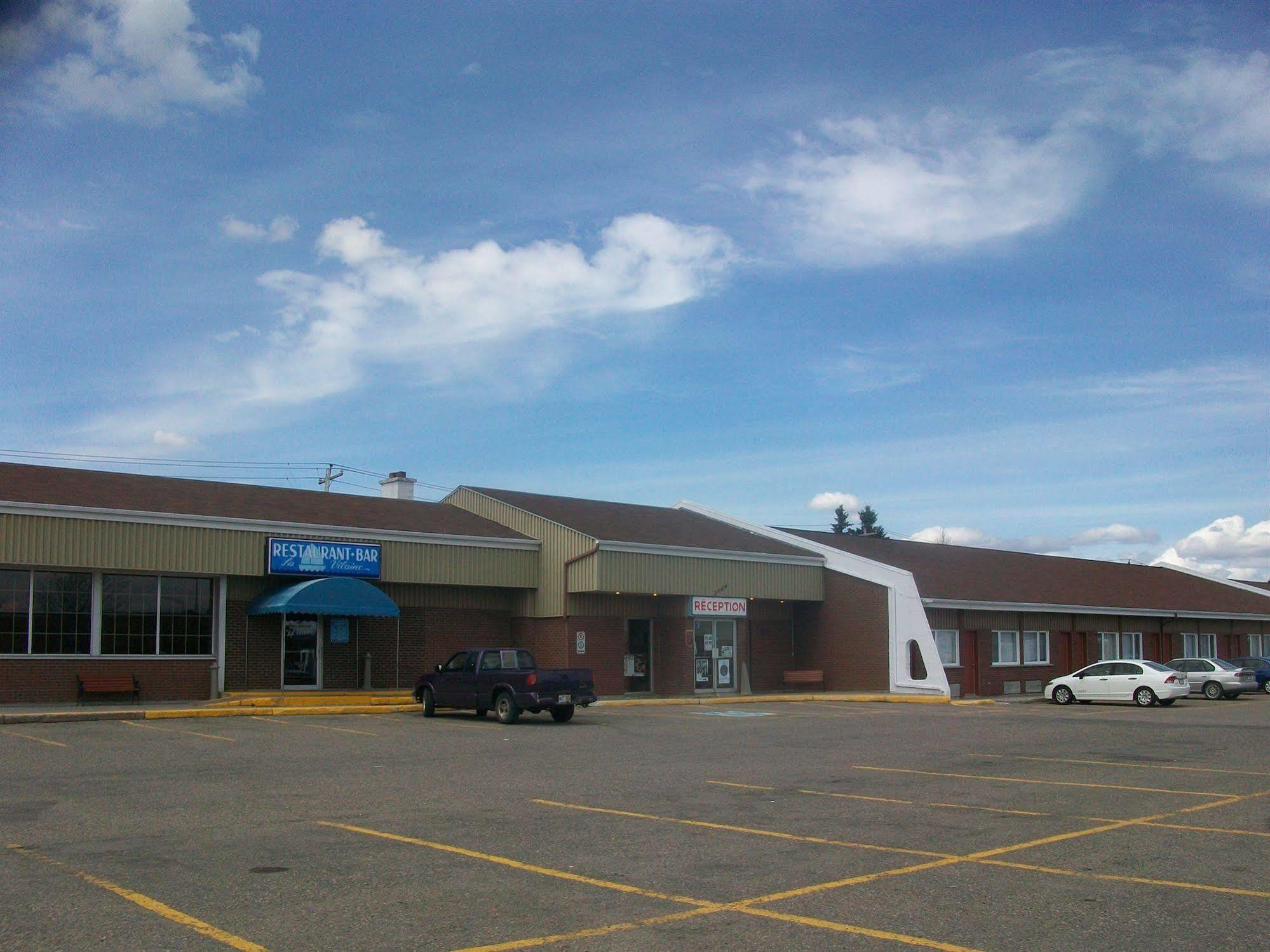 Motel Princesse Saguenay Exterior foto